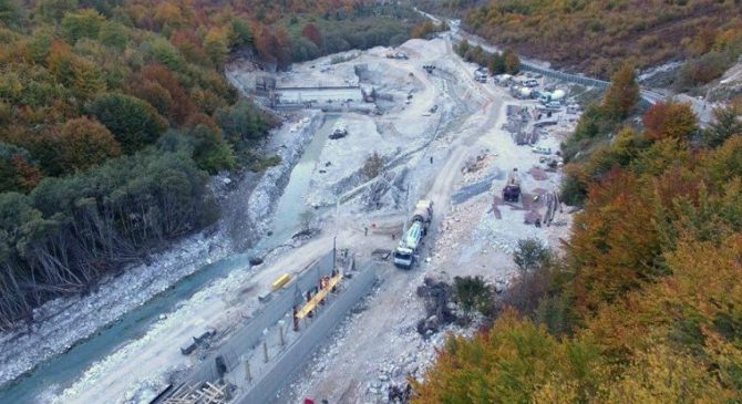 Ndryshon ligji: Garat per ndertimin e HECE-ve do monitorohen nga qeveria